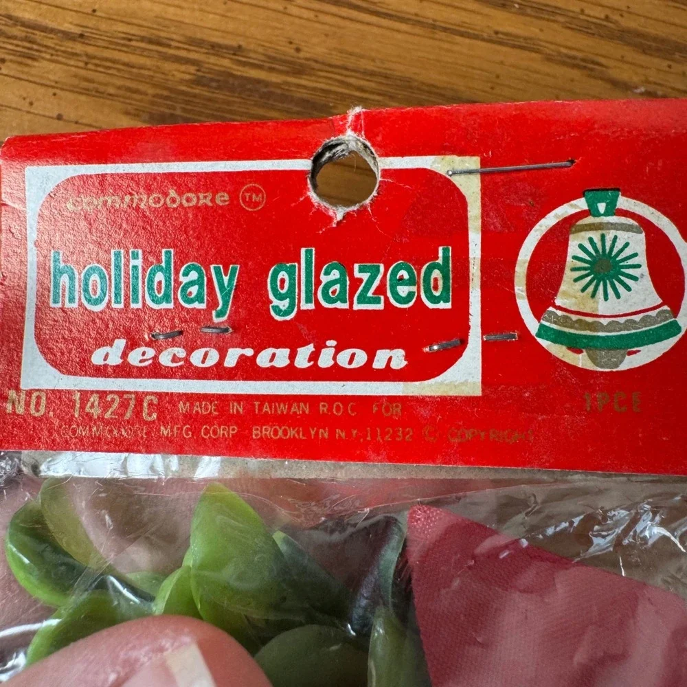Commodore Holiday Glazed Red Bell Decoration Vintage‎ Christmas Ornament